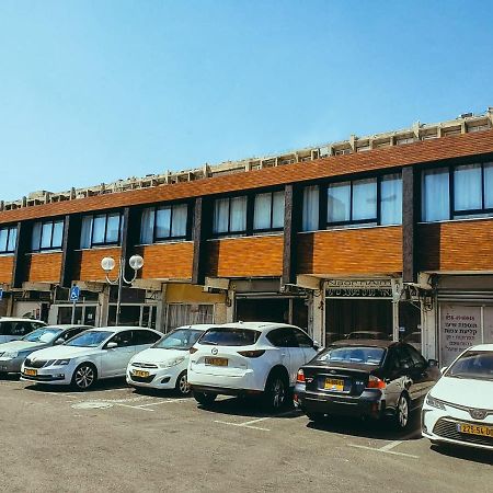Unique Hotel Ashdod Esterno foto