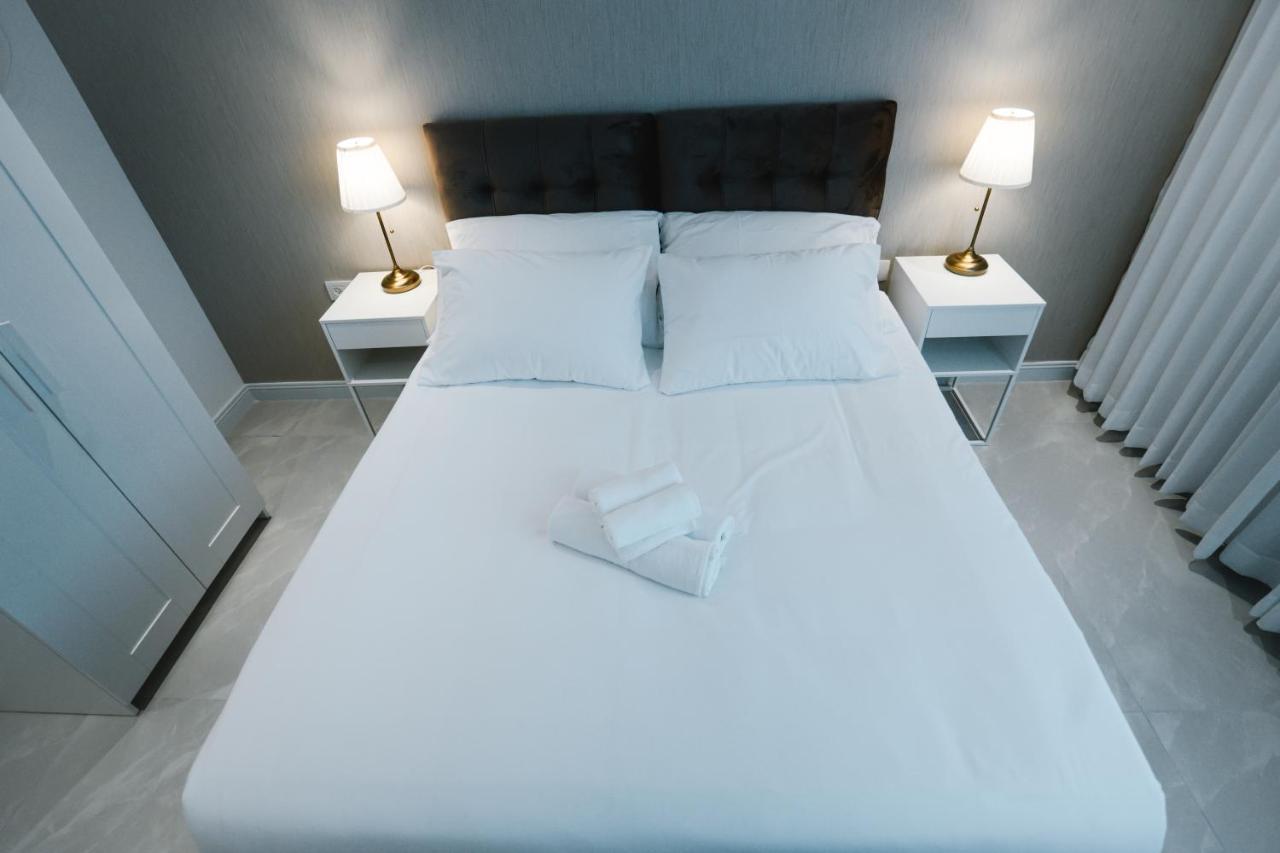 Unique Hotel Ashdod Esterno foto